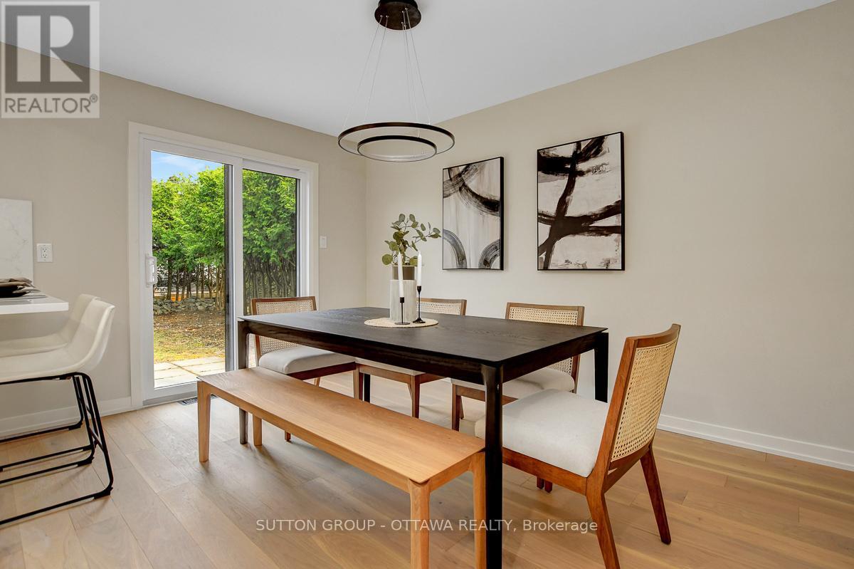 












1633 BOTTRIELL WAY

,
Ottawa,




Ontario
K4A1W5

