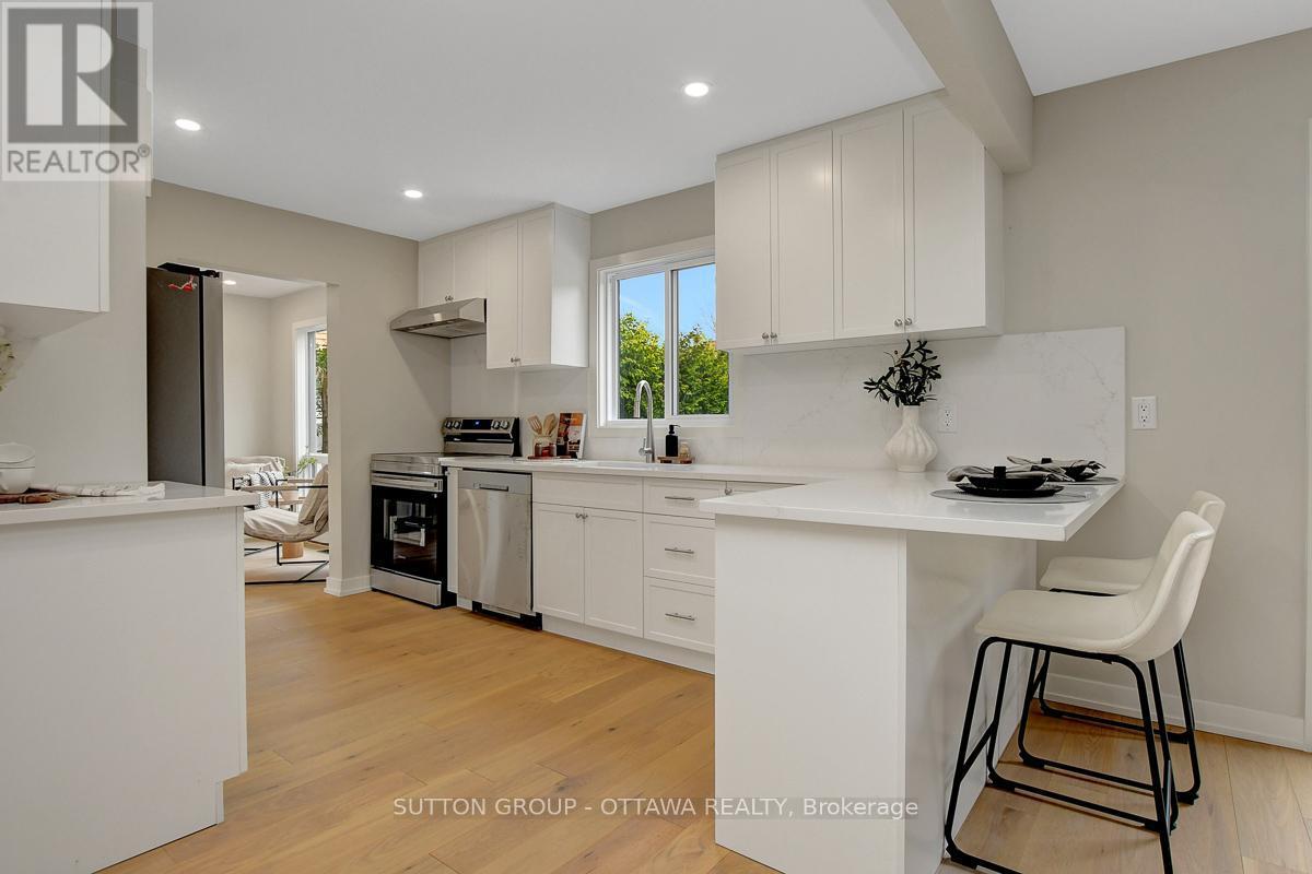 












1633 BOTTRIELL WAY

,
Ottawa,




Ontario
K4A1W5

