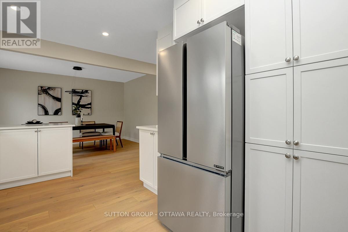 












1633 BOTTRIELL WAY

,
Ottawa,




Ontario
K4A1W5

