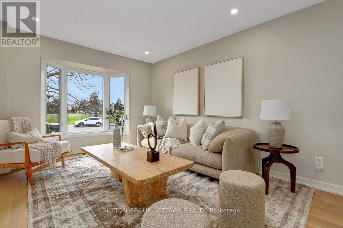 












1633 BOTTRIELL WAY

,
Ottawa,




Ontario
K4A1W5

