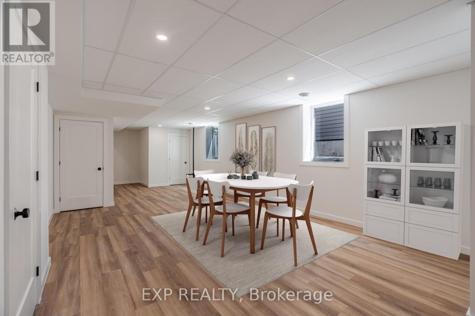 












12A VIEWMOUNT DRIVE

,
Ottawa,




Ontario
K2G1R5

