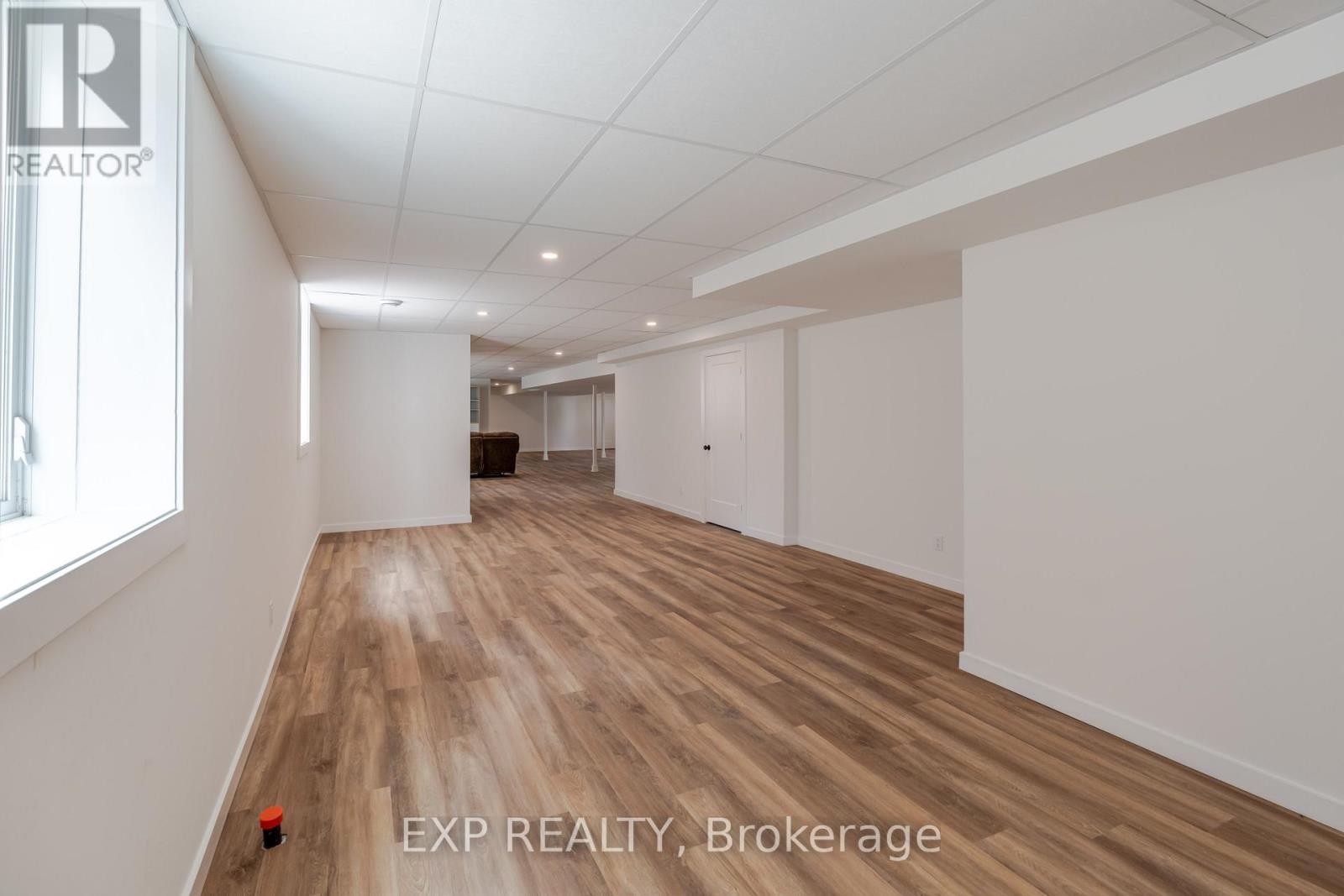 












12A VIEWMOUNT DRIVE

,
Ottawa,




Ontario
K2G1R5

