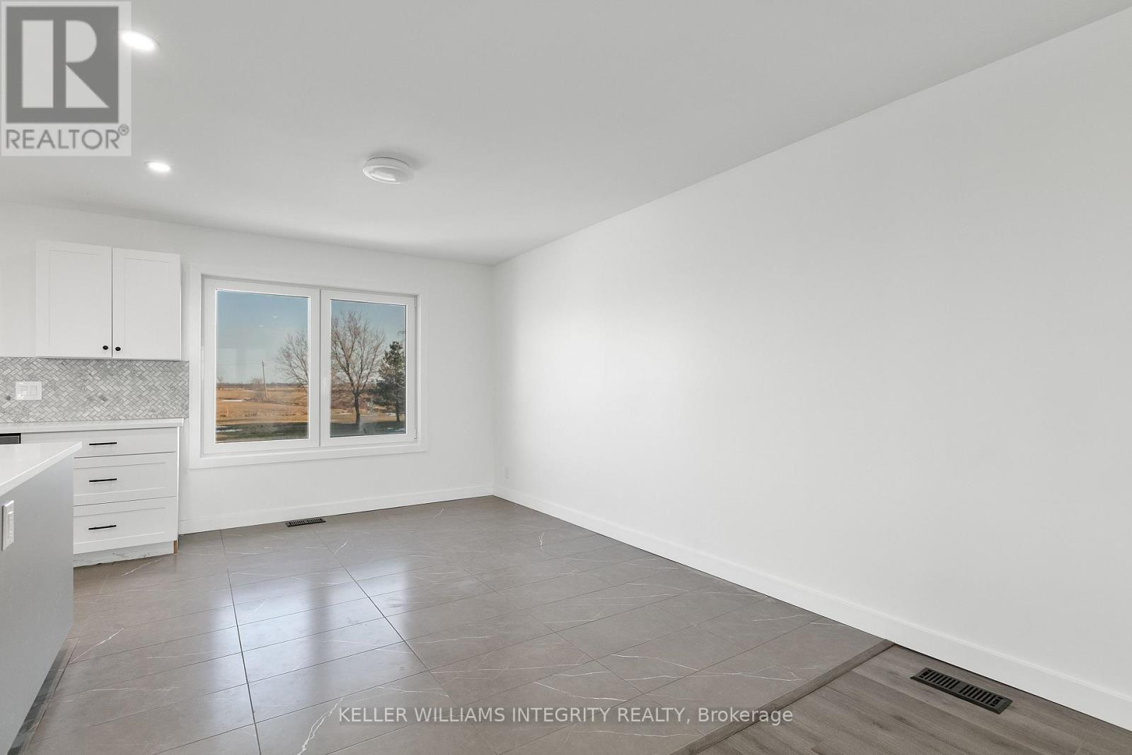 












2140 COUNTY RD 8 ROAD

,
The Nation,




Ontario
K0A1M0


