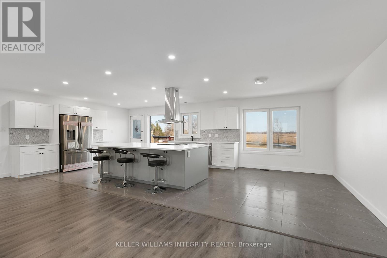












2140 COUNTY RD 8 ROAD

,
The Nation,




Ontario
K0A1M0

