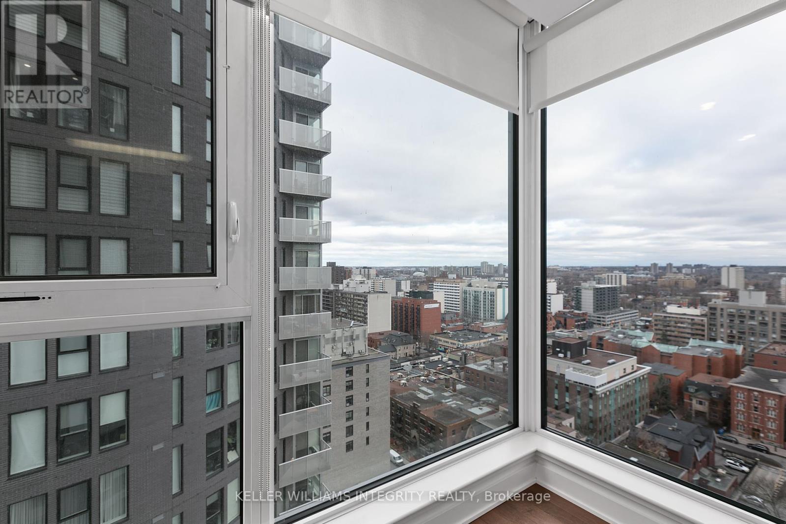 












1705 - 179 METCALFE STREET

,
Ottawa,




Ontario
K2P0W1

