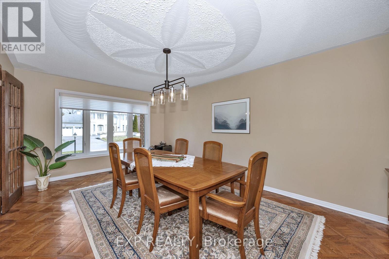 












3 CRAIGMOHR COURT

,
Ottawa,




Ontario
K2G4P9

