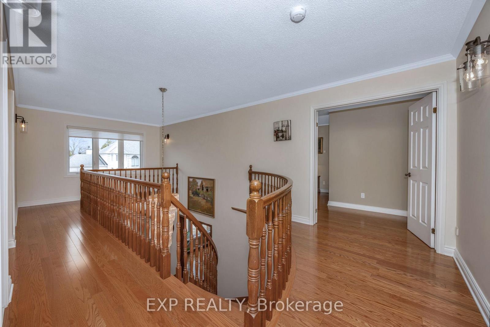 












3 CRAIGMOHR COURT

,
Ottawa,




Ontario
K2G4P9

