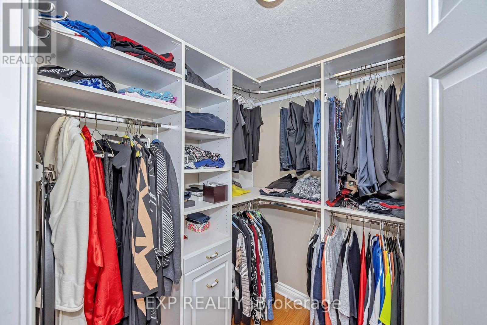 












3 CRAIGMOHR COURT

,
Ottawa,




Ontario
K2G4P9

