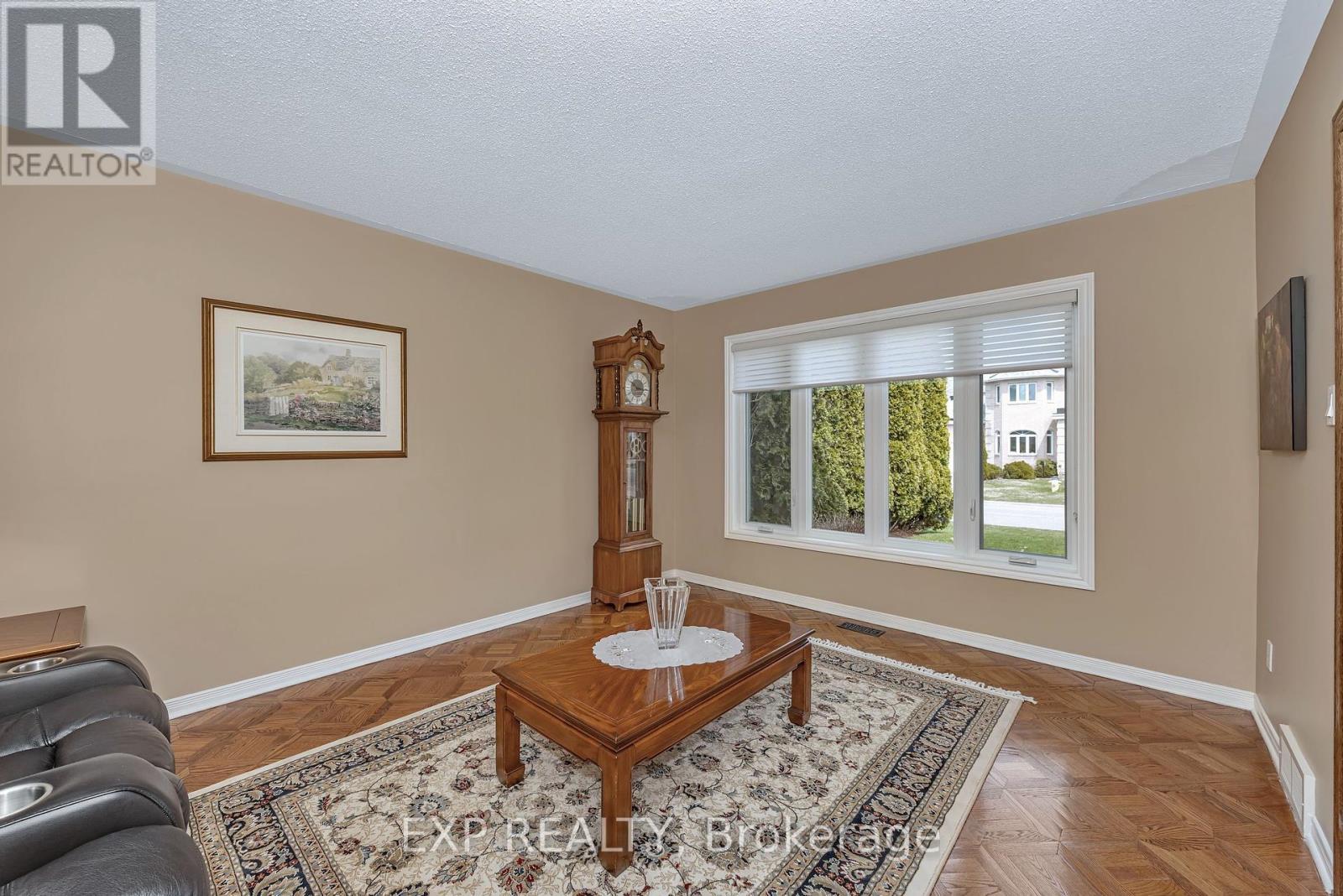 












3 CRAIGMOHR COURT

,
Ottawa,




Ontario
K2G4P9

