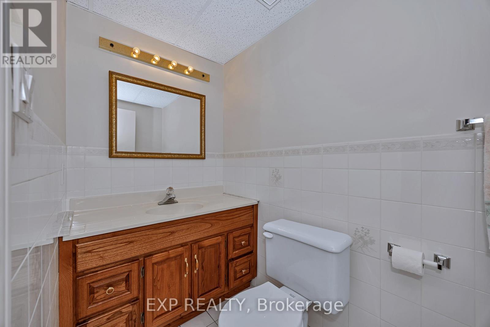 












3 CRAIGMOHR COURT

,
Ottawa,




Ontario
K2G4P9

