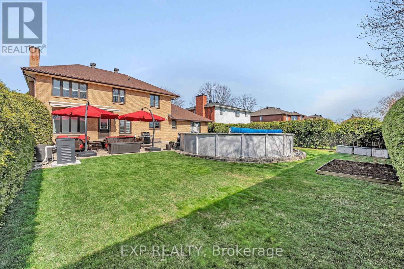 












3 CRAIGMOHR COURT

,
Ottawa,




Ontario
K2G4P9

