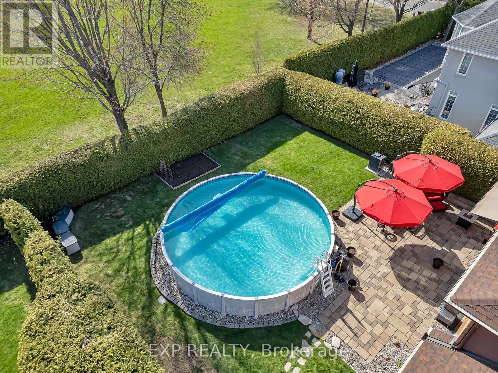 












3 CRAIGMOHR COURT

,
Ottawa,




Ontario
K2G4P9

