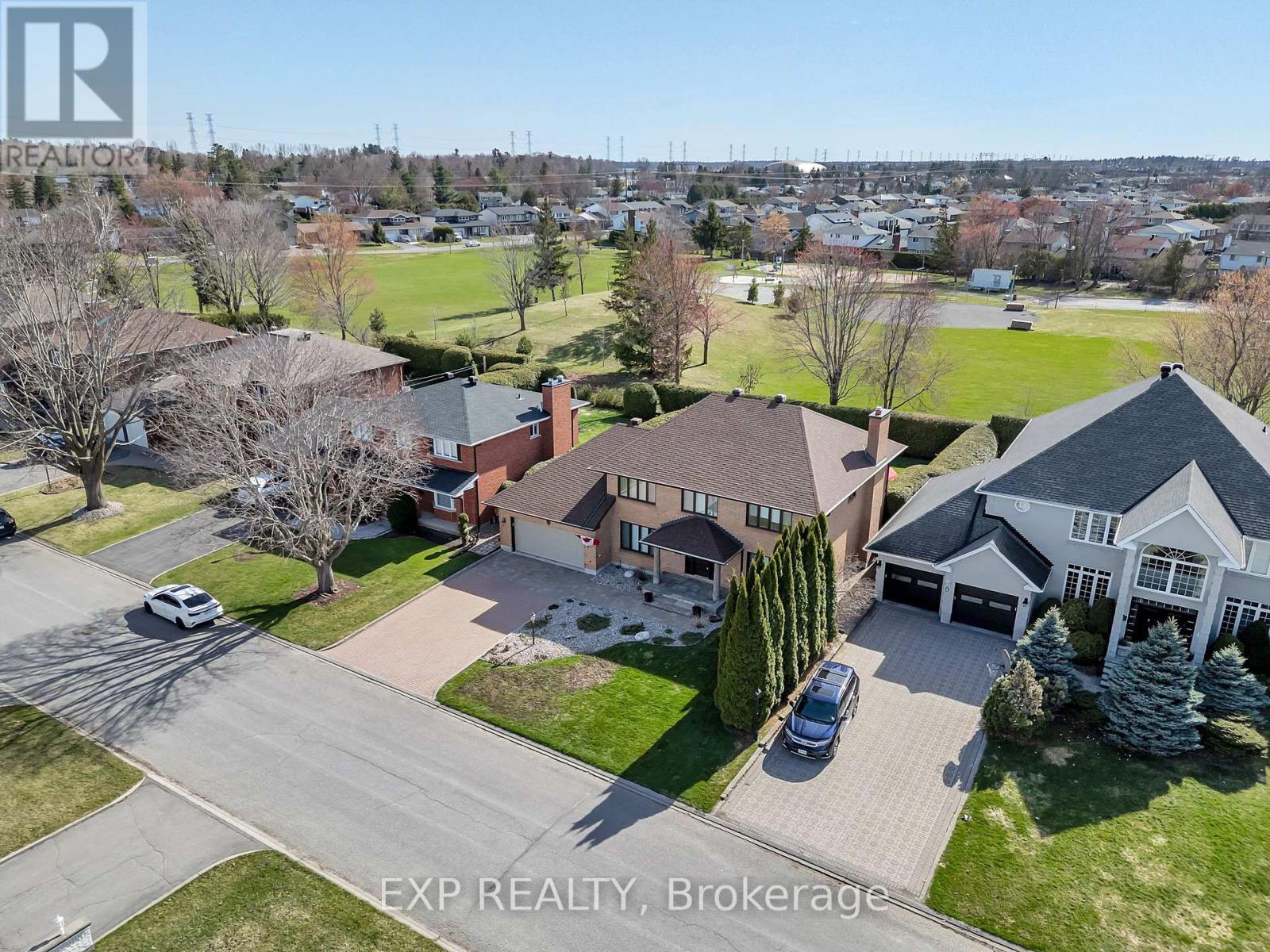 












3 CRAIGMOHR COURT

,
Ottawa,




Ontario
K2G4P9

