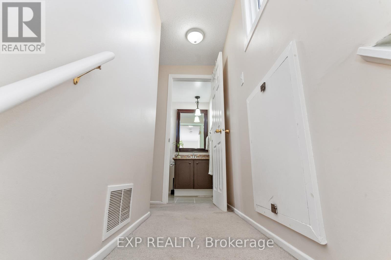 












D - 44 FOXFIELD DRIVE

,
Ottawa,




Ontario
K2J1P7

