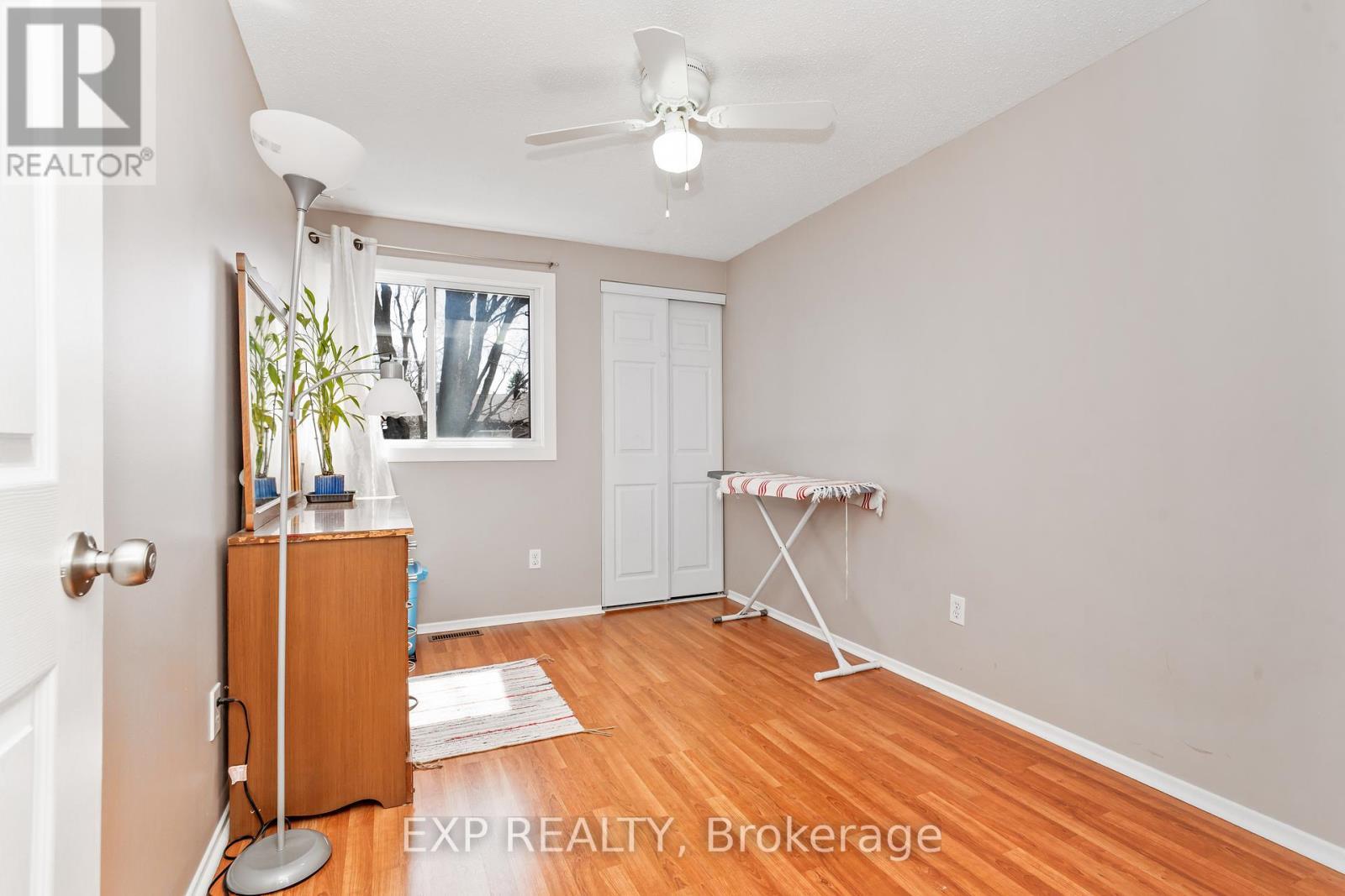 












D - 44 FOXFIELD DRIVE

,
Ottawa,




Ontario
K2J1P7

