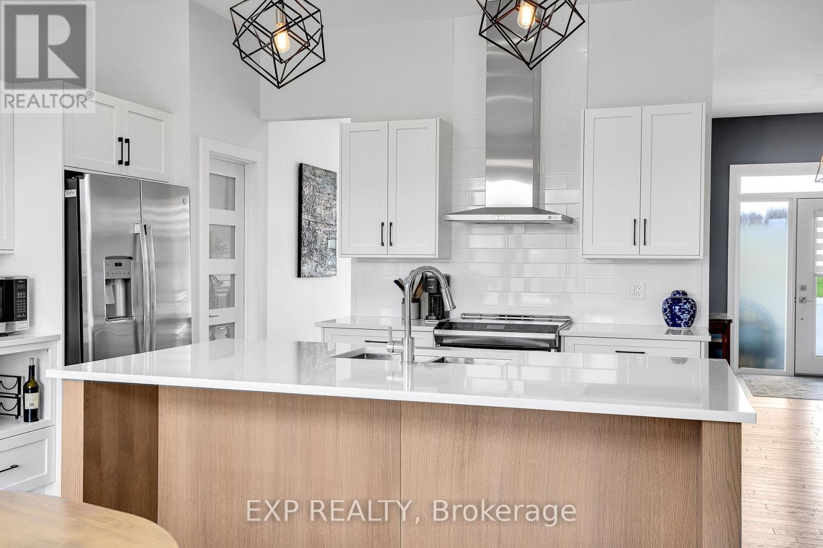 












130 SUMNER DRIVE

,
Ottawa,




Ontario
K0A1B0

