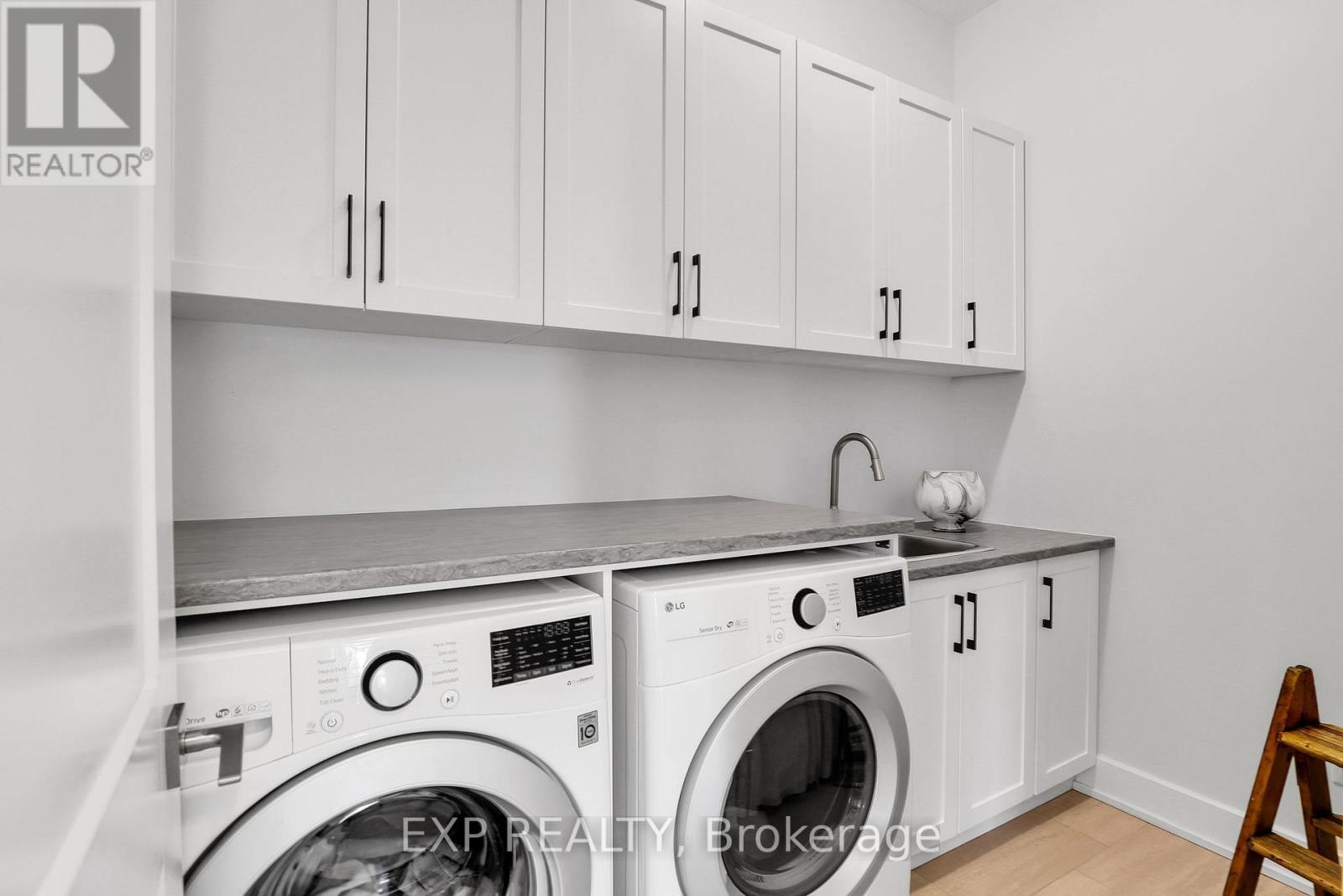 












130 SUMNER DRIVE

,
Ottawa,




Ontario
K0A1B0

