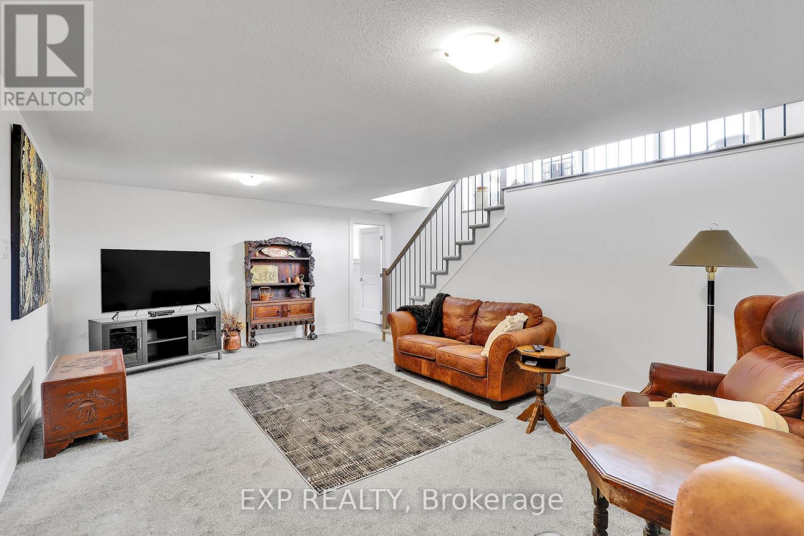 












130 SUMNER DRIVE

,
Ottawa,




Ontario
K0A1B0

