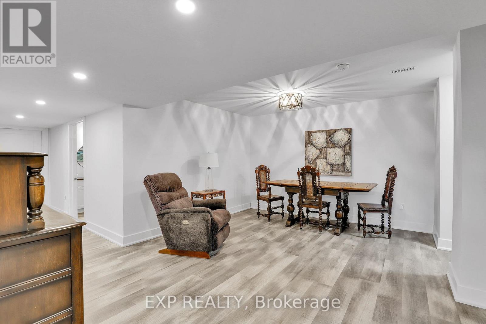 












130 SUMNER DRIVE

,
Ottawa,




Ontario
K0A1B0

