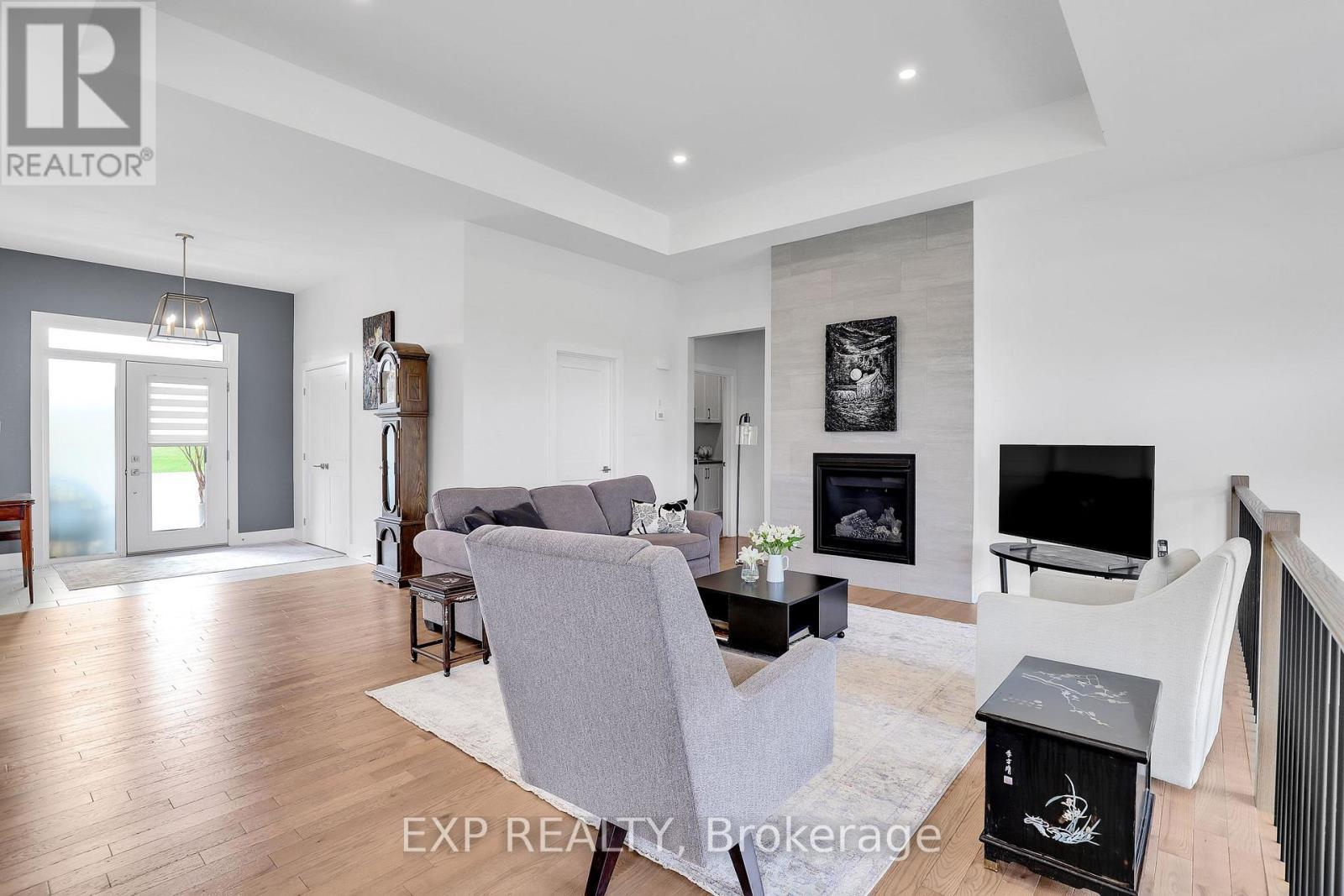 












130 SUMNER DRIVE

,
Ottawa,




Ontario
K0A1B0

