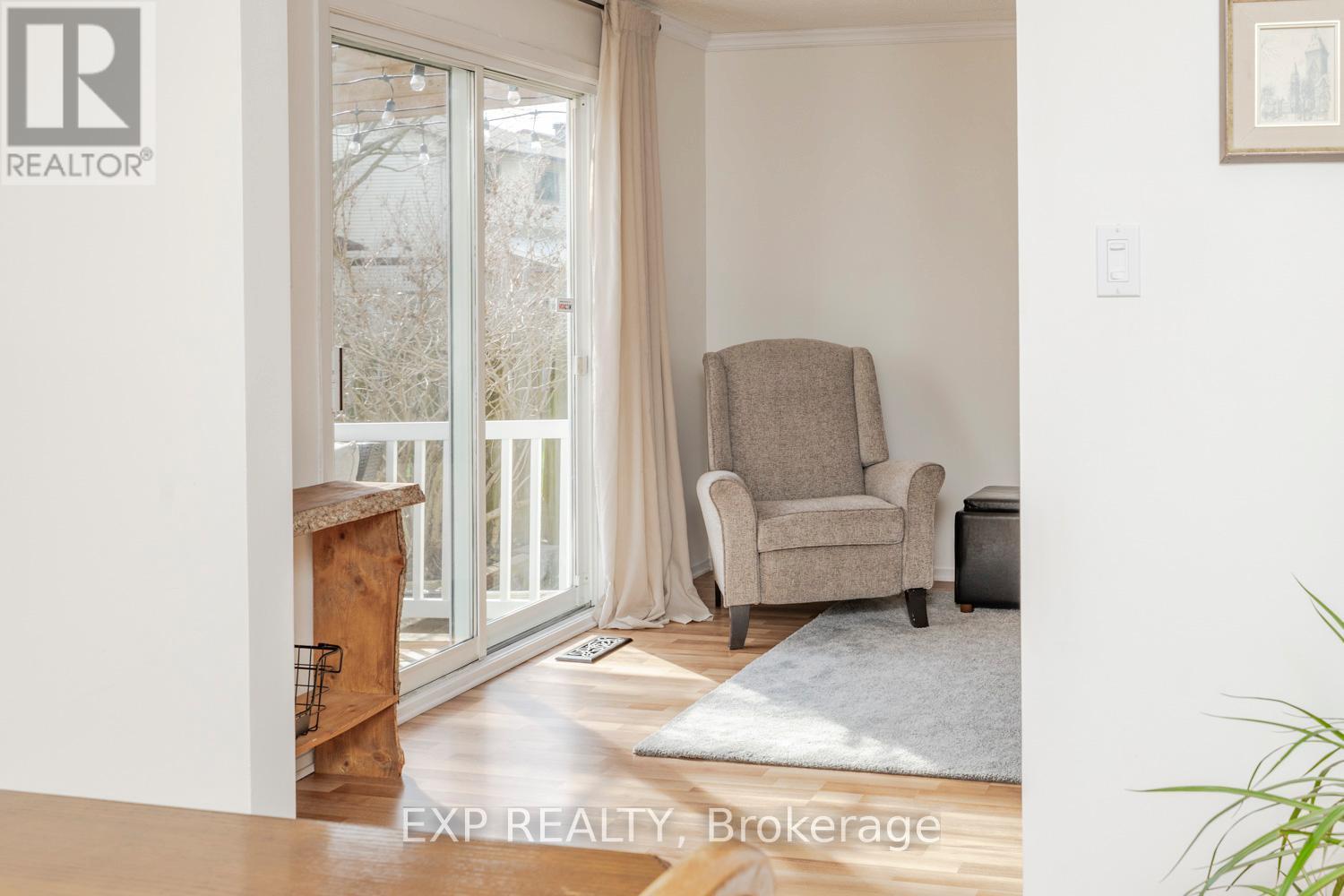 












1465 BRADSHAW CRESCENT

,
Ottawa,




Ontario
K1B5G1

