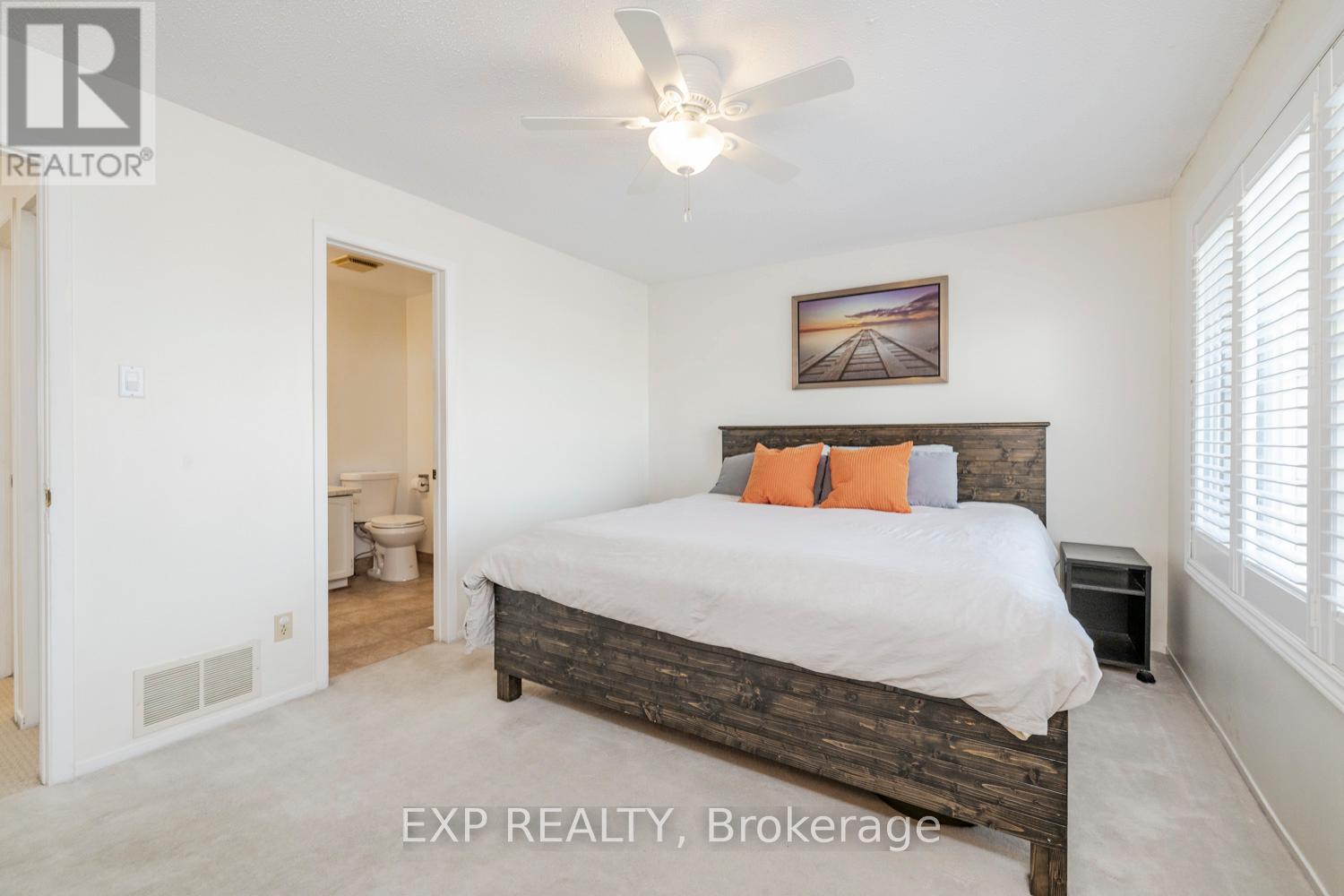 












1465 BRADSHAW CRESCENT

,
Ottawa,




Ontario
K1B5G1

