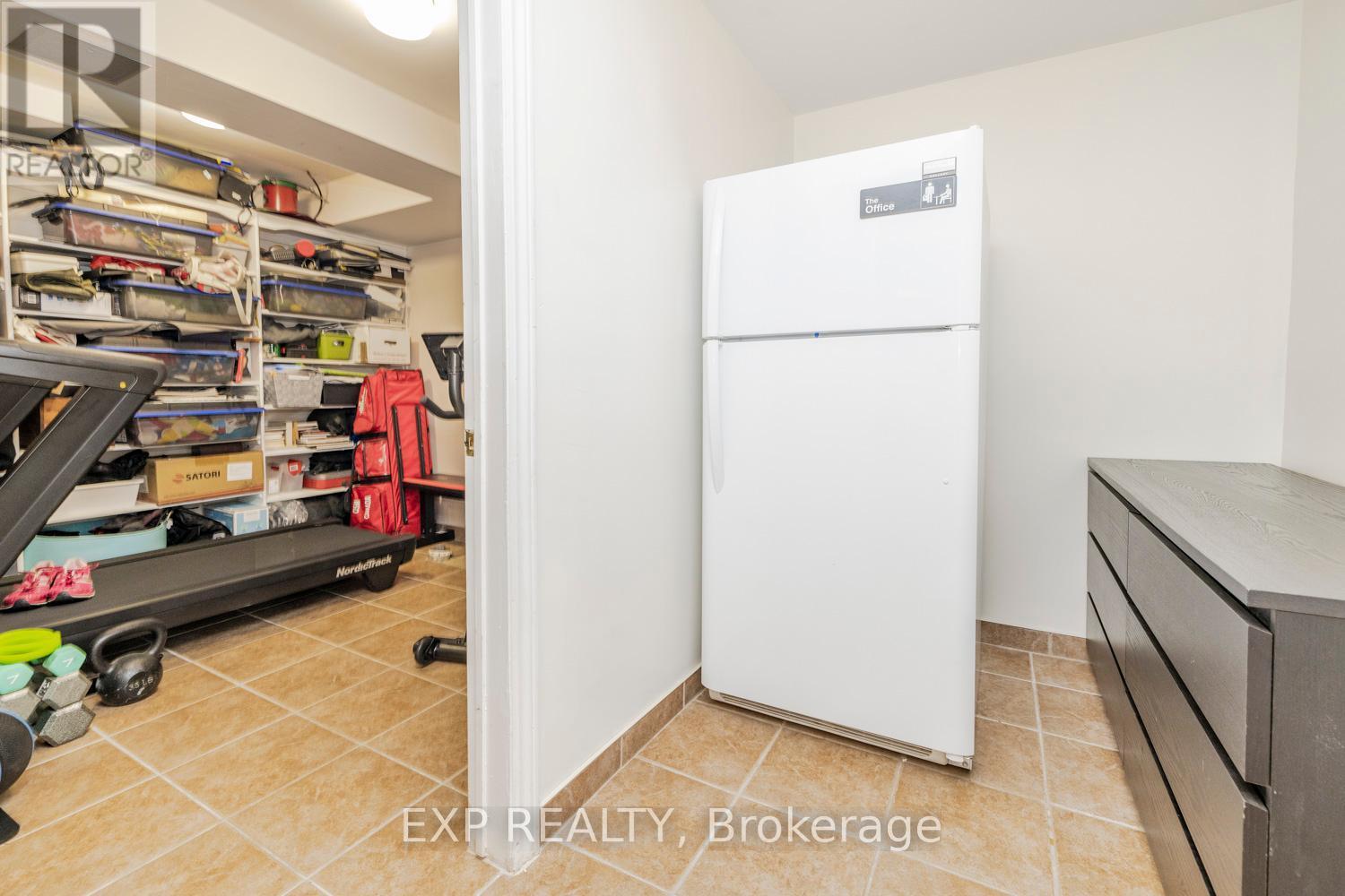 












1465 BRADSHAW CRESCENT

,
Ottawa,




Ontario
K1B5G1

