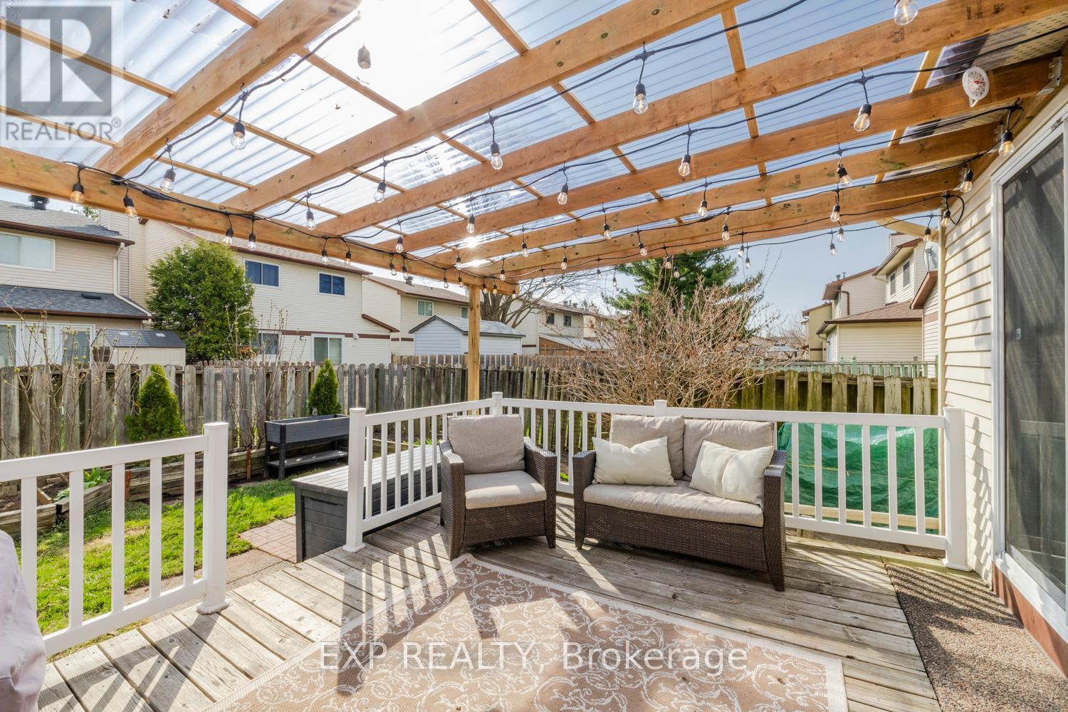 












1465 BRADSHAW CRESCENT

,
Ottawa,




Ontario
K1B5G1

