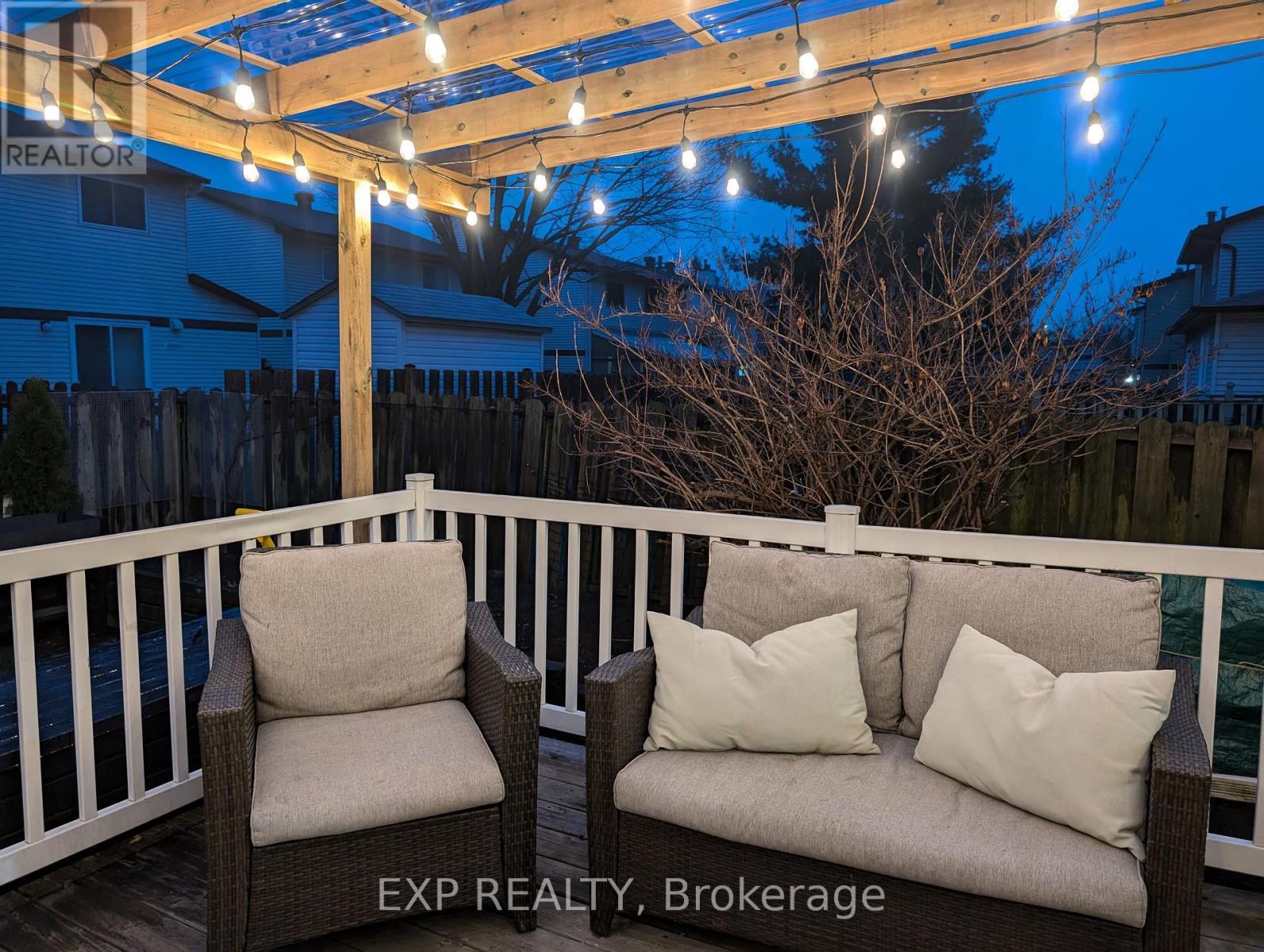 












1465 BRADSHAW CRESCENT

,
Ottawa,




Ontario
K1B5G1

