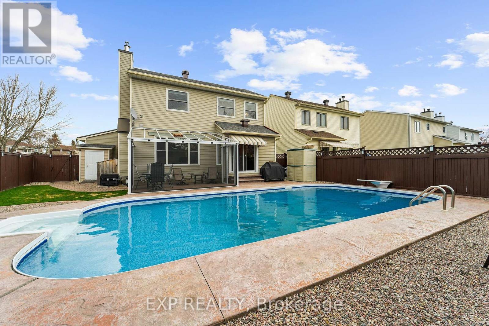 












56 FLANDERS STREET

,
Ottawa,




Ontario
K2J3N6

