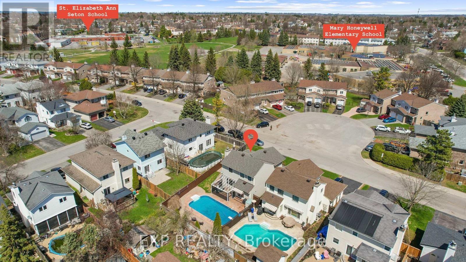 












56 FLANDERS STREET

,
Ottawa,




Ontario
K2J3N6

