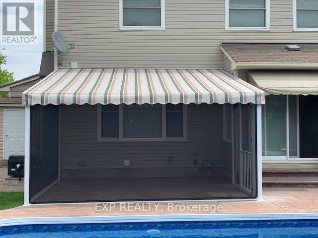 












56 FLANDERS STREET

,
Ottawa,




Ontario
K2J3N6

