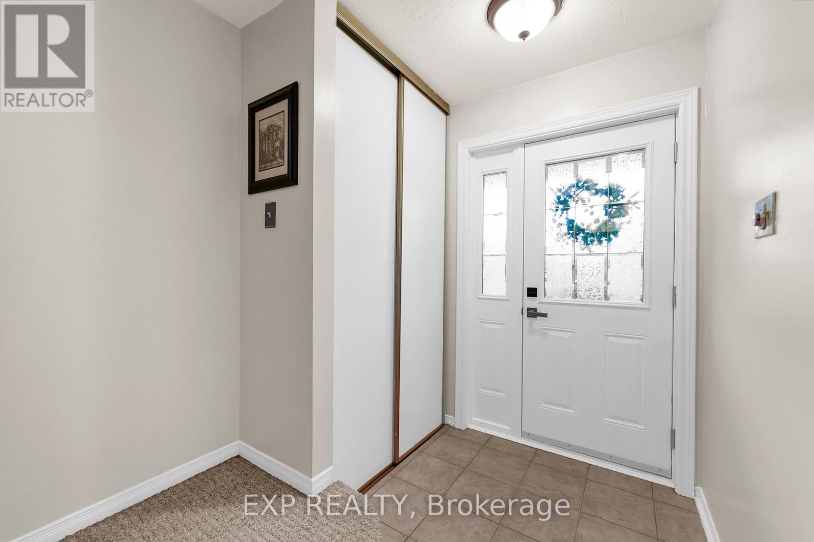 












56 FLANDERS STREET

,
Ottawa,




Ontario
K2J3N6

