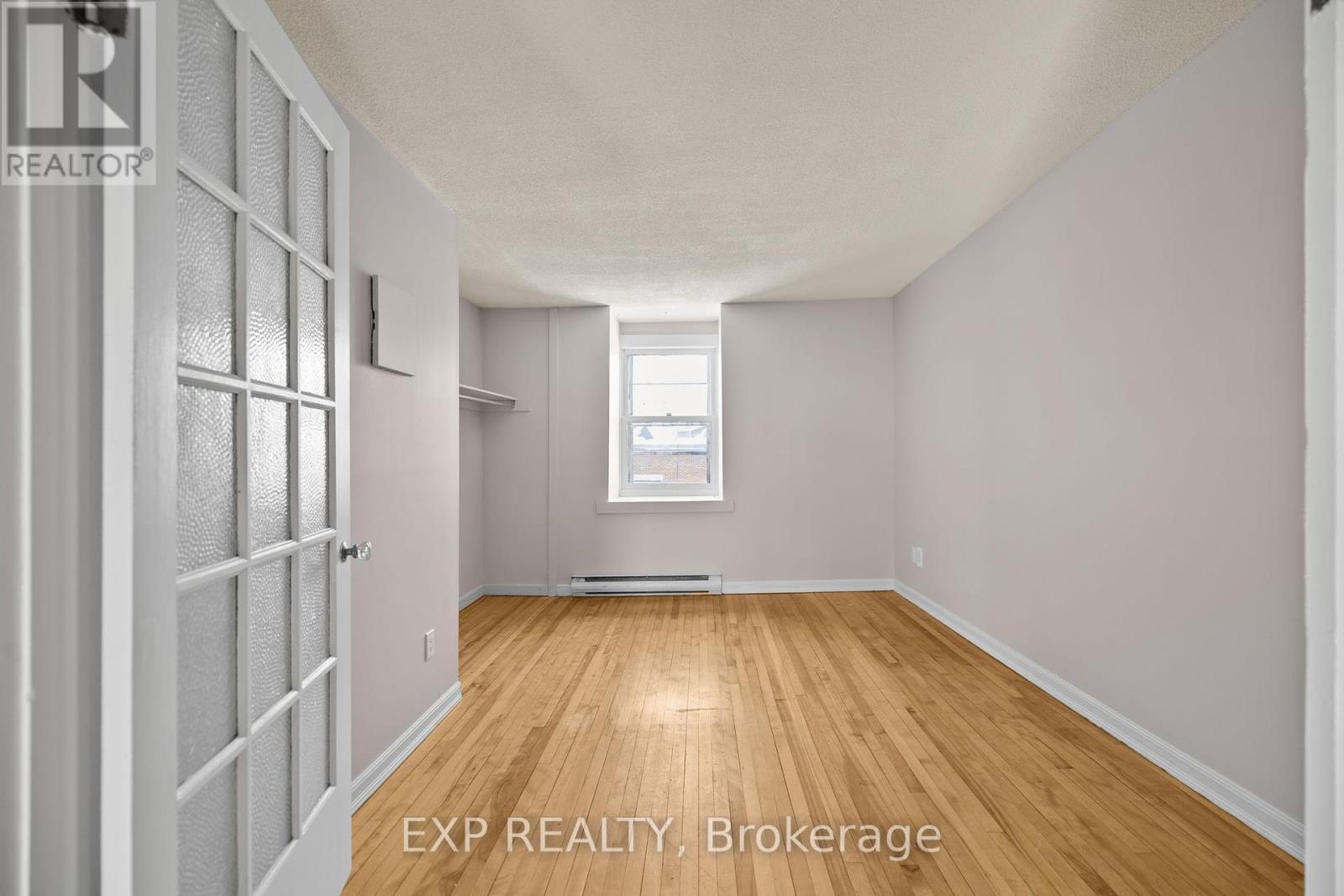 












196 OSGOODE STREET

,
Ottawa,




Ontario
K1N6S8

