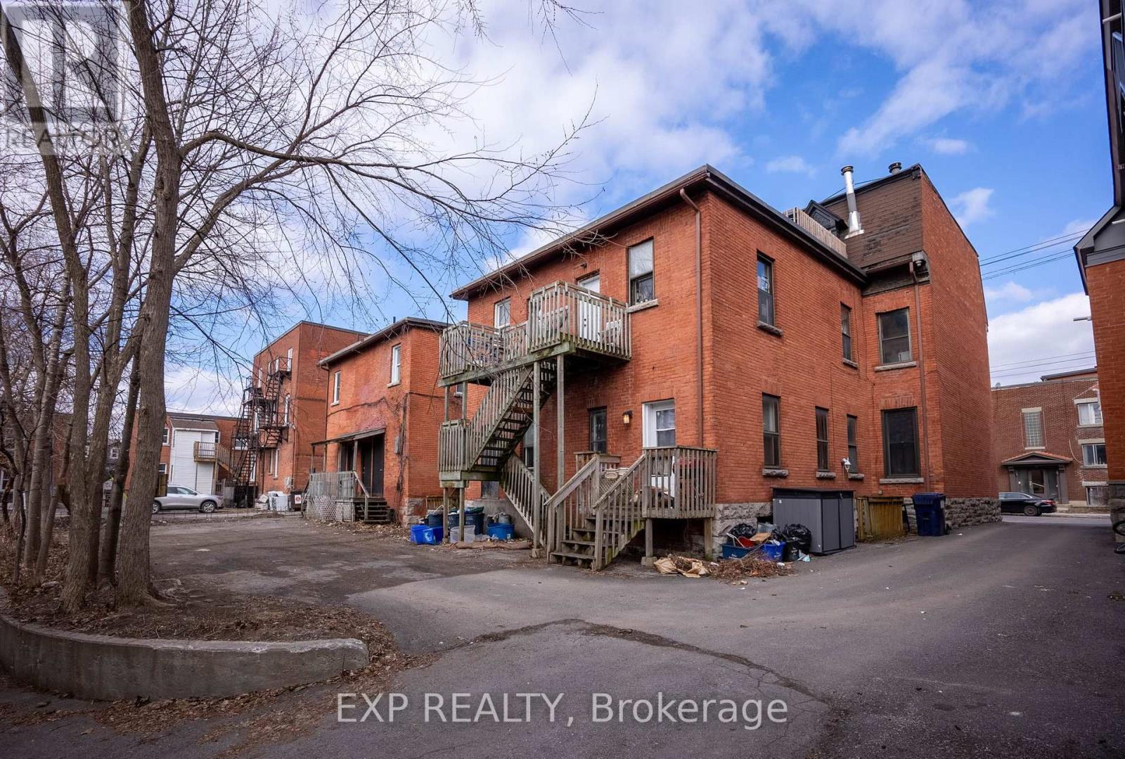 












196 OSGOODE STREET

,
Ottawa,




Ontario
K1N6S8

