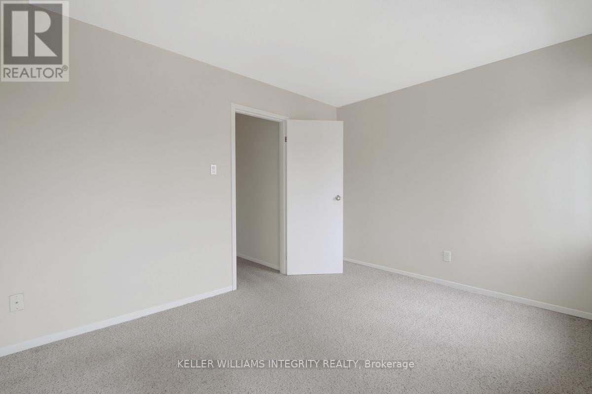 












201 ALVIN ROAD

,
Ottawa,




Ontario
K1K2T9

