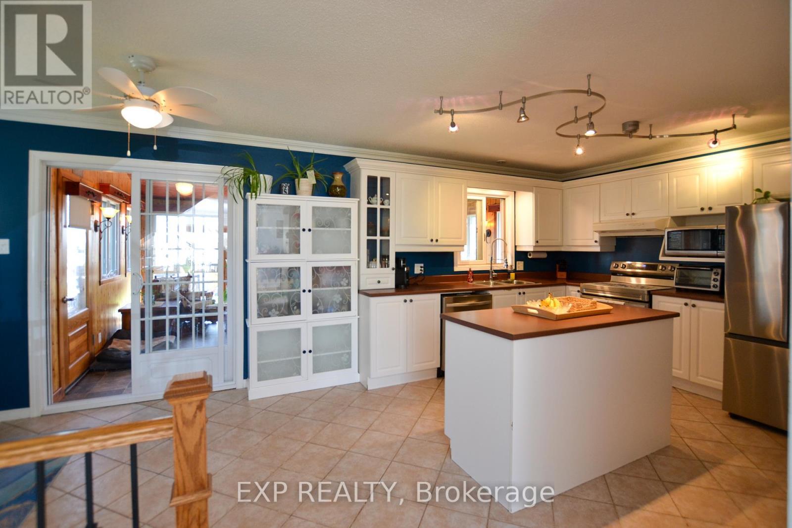 












103 ST JOSEPH STREET

,
Alfred and Plantagenet,




Ontario
K0B1A0

