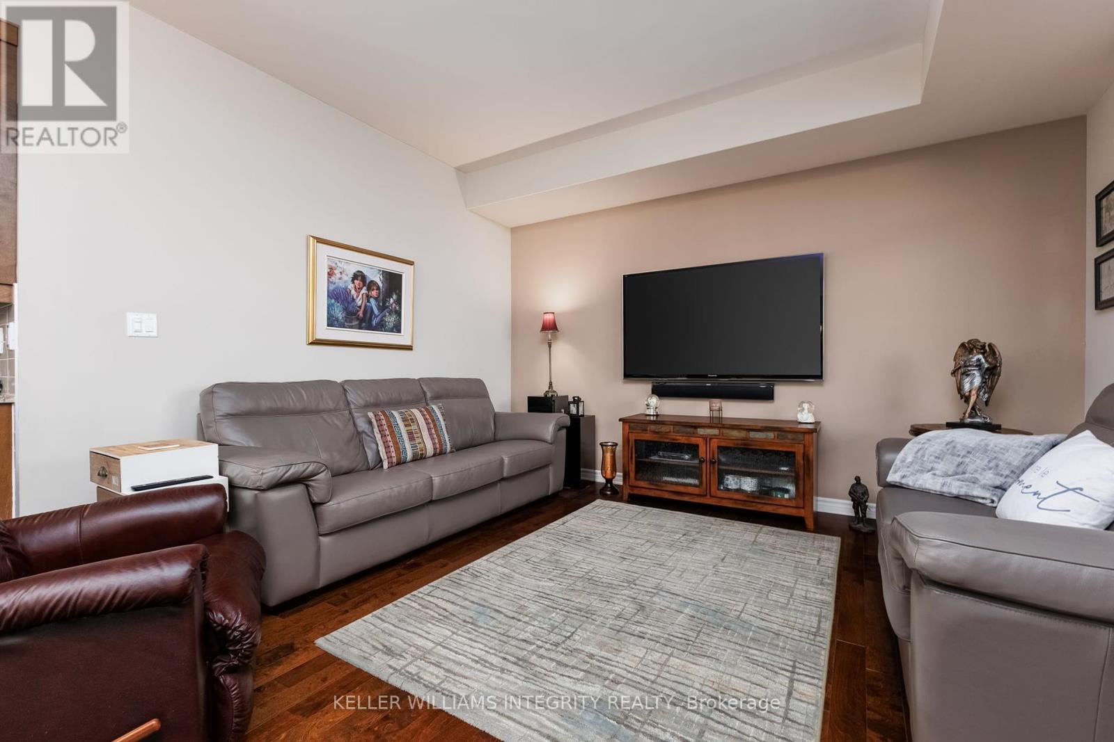 












7 - 70 PRESTIGE CIRCLE

,
Ottawa,




Ontario
K4A0Y1

