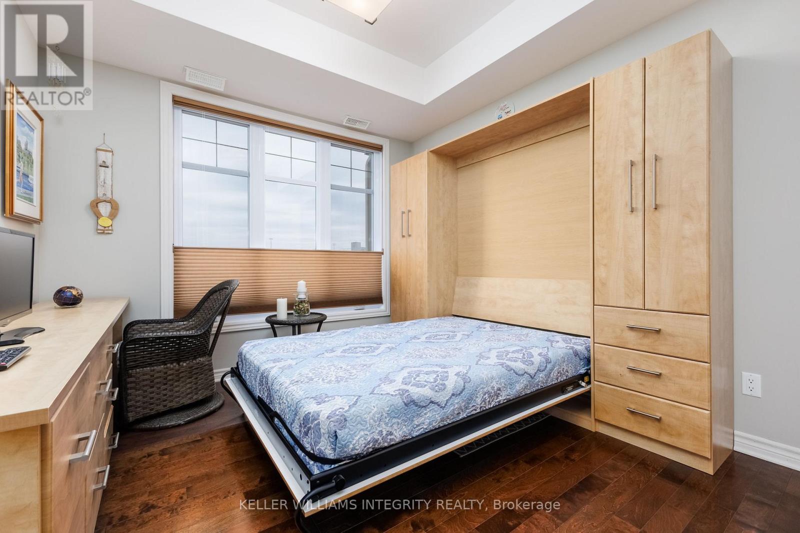 












7 - 70 PRESTIGE CIRCLE

,
Ottawa,




Ontario
K4A0Y1

