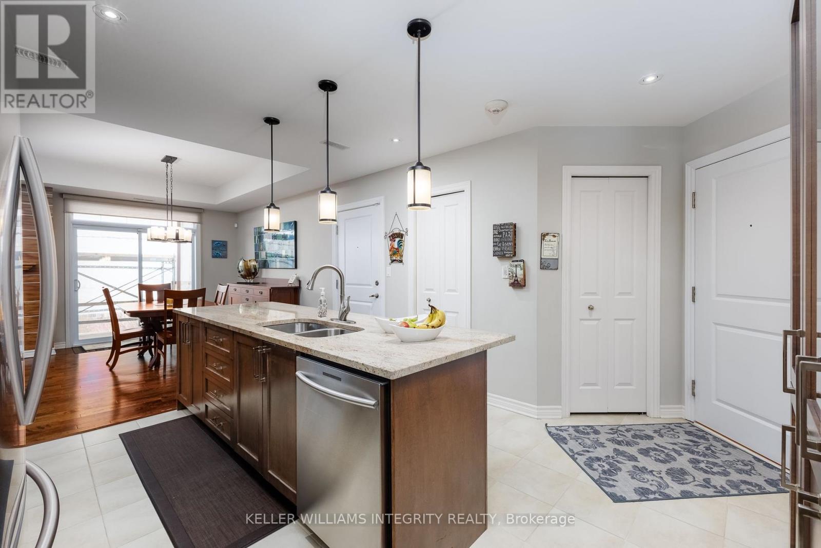 












7 - 70 PRESTIGE CIRCLE

,
Ottawa,




Ontario
K4A0Y1

