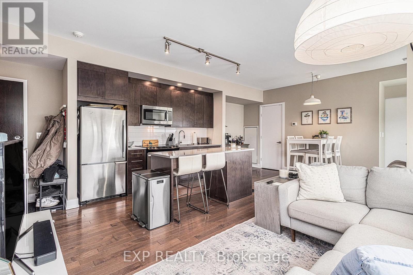 












814 - 360 PATRICIA AVENUE

,
Ottawa,




Ontario
K1Z0A8

