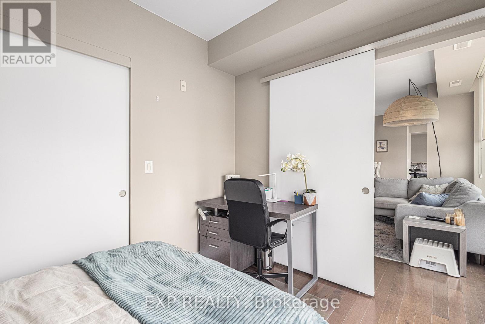 












814 - 360 PATRICIA AVENUE

,
Ottawa,




Ontario
K1Z0A8

