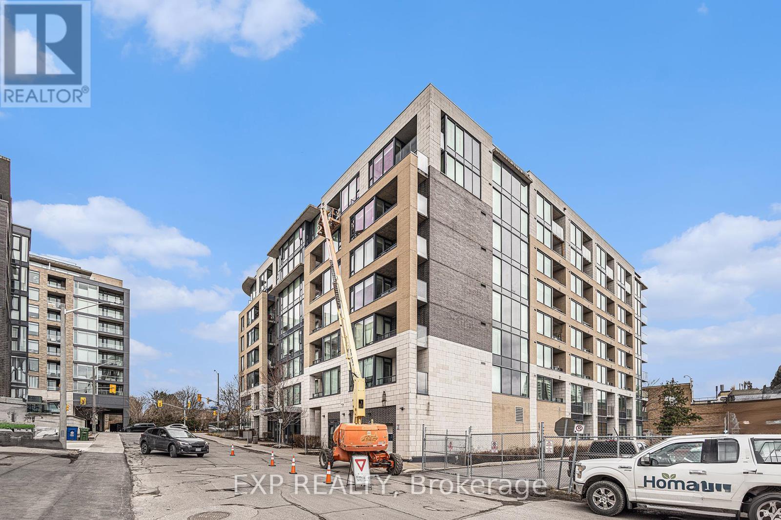 












814 - 360 PATRICIA AVENUE

,
Ottawa,




Ontario
K1Z0A8

