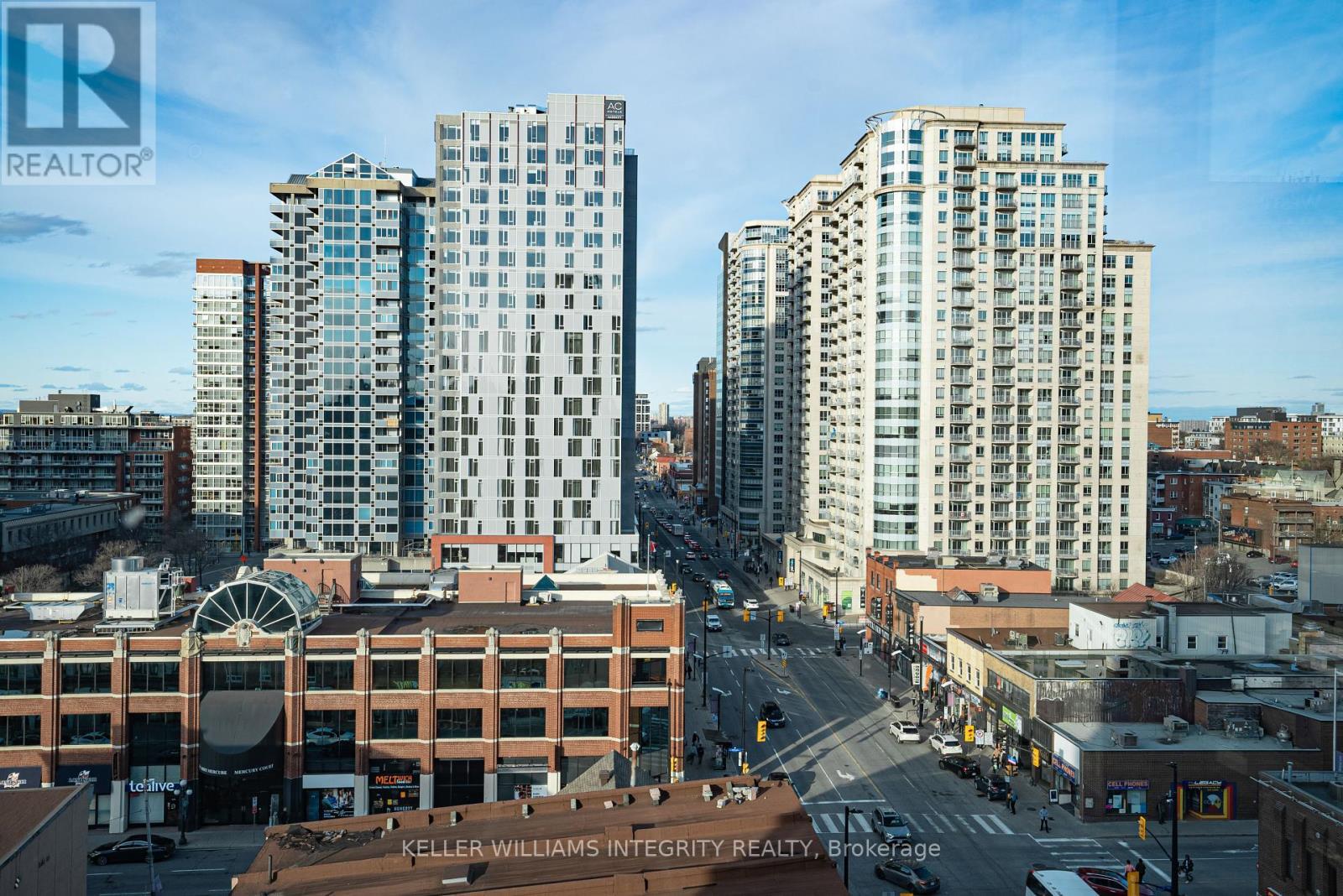 












809 - 90 GEORGE STREET

,
Ottawa,




Ontario
K1N0A8


