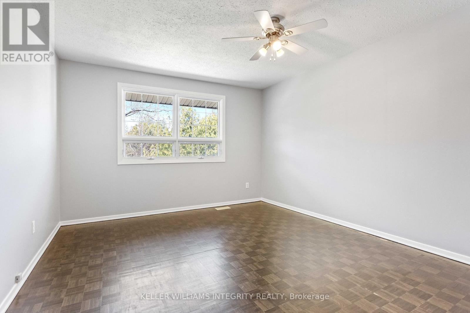 












14 - 2300 OGILVIE ROAD

,
Ottawa,




Ontario
K1J7X8

