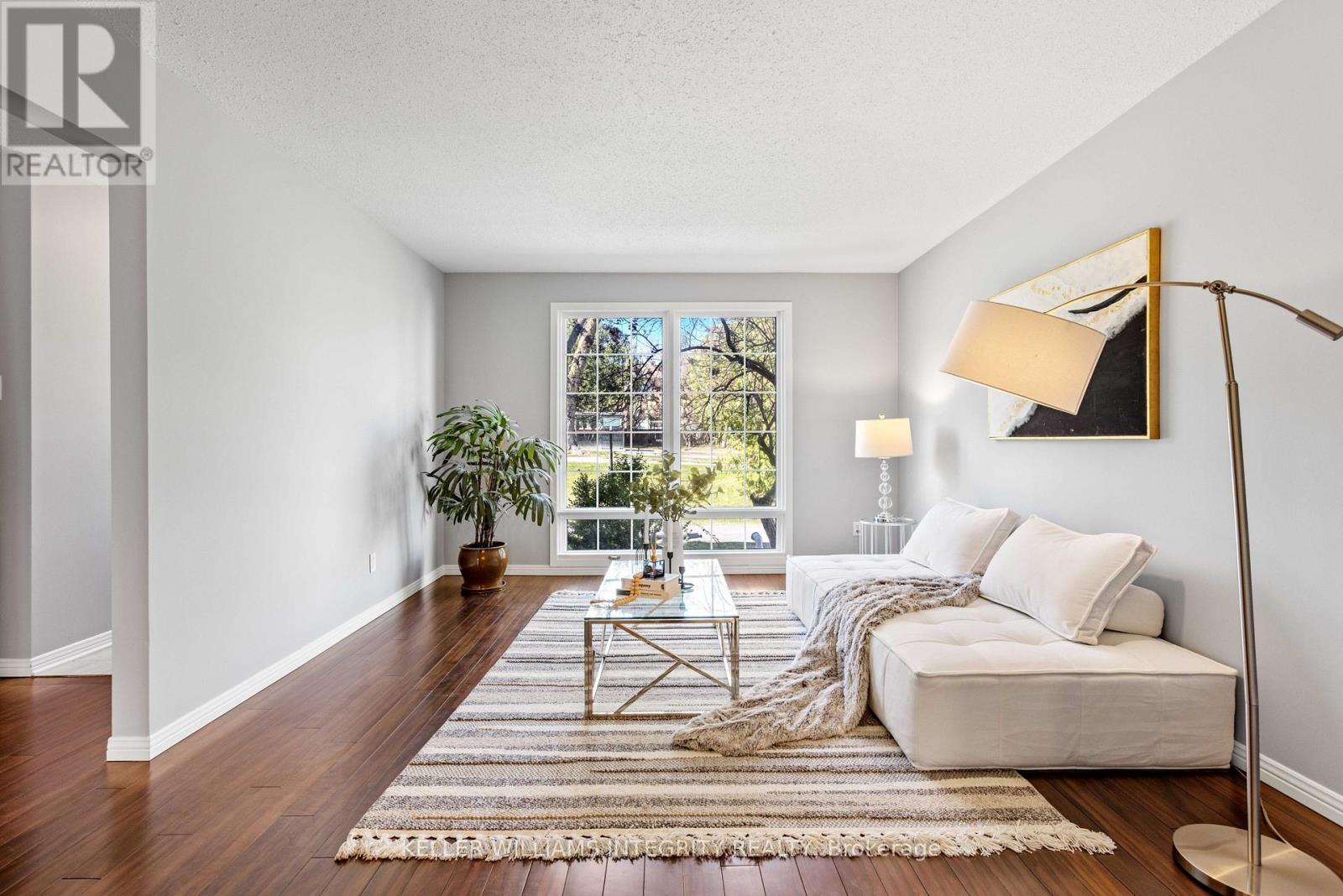 












14 - 2300 OGILVIE ROAD

,
Ottawa,




Ontario
K1J7X8

