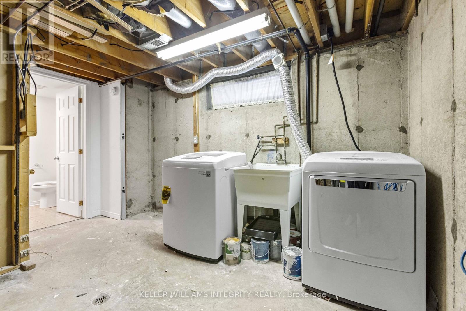 












14 - 2300 OGILVIE ROAD

,
Ottawa,




Ontario
K1J7X8

