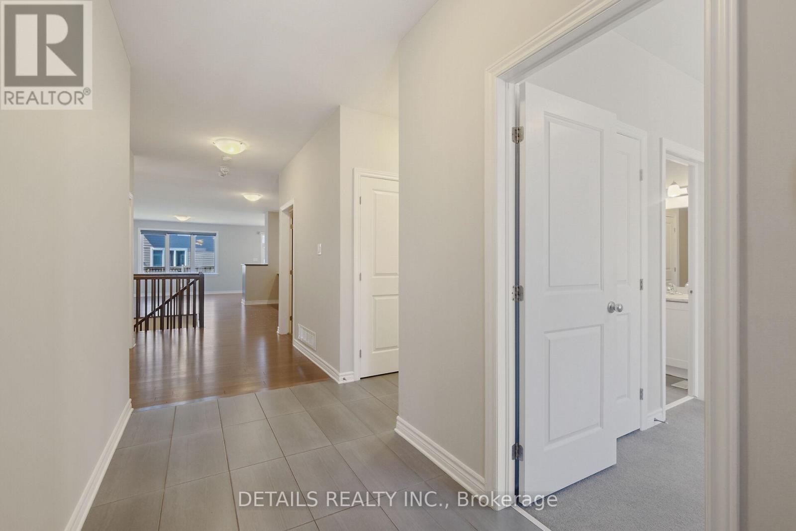 












313 GRACEWOOD CRESCENT

,
Ottawa,




Ontario
K1T0J7

