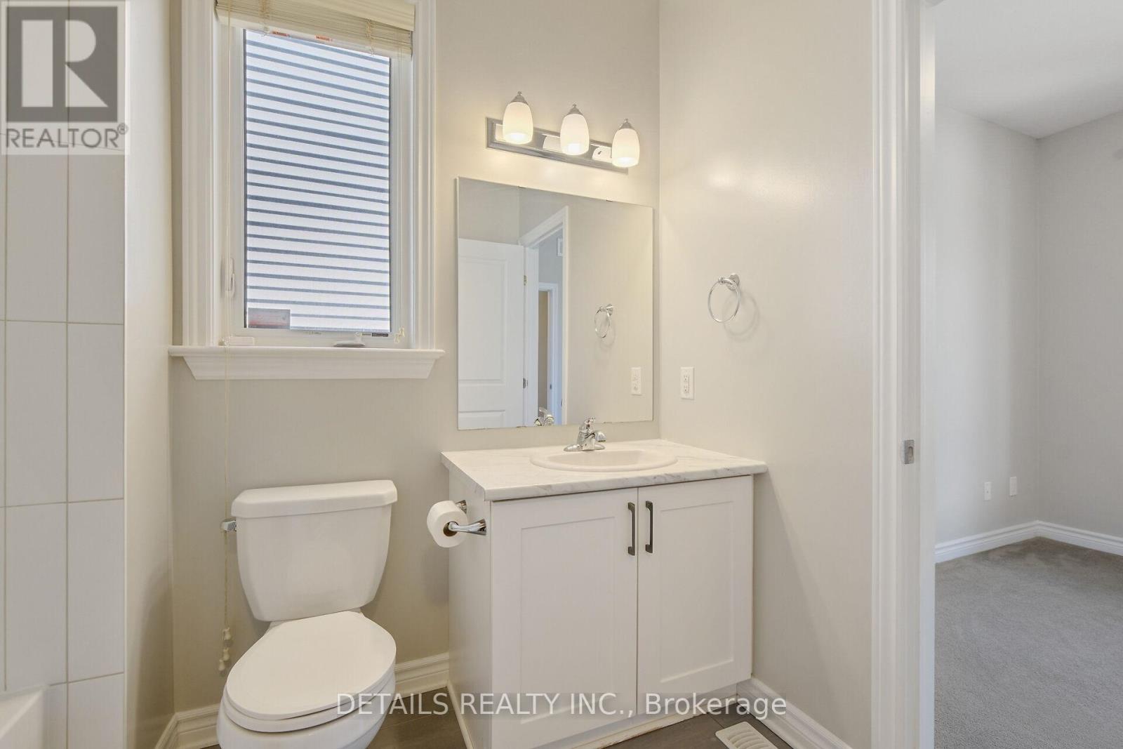 












313 GRACEWOOD CRESCENT

,
Ottawa,




Ontario
K1T0J7

