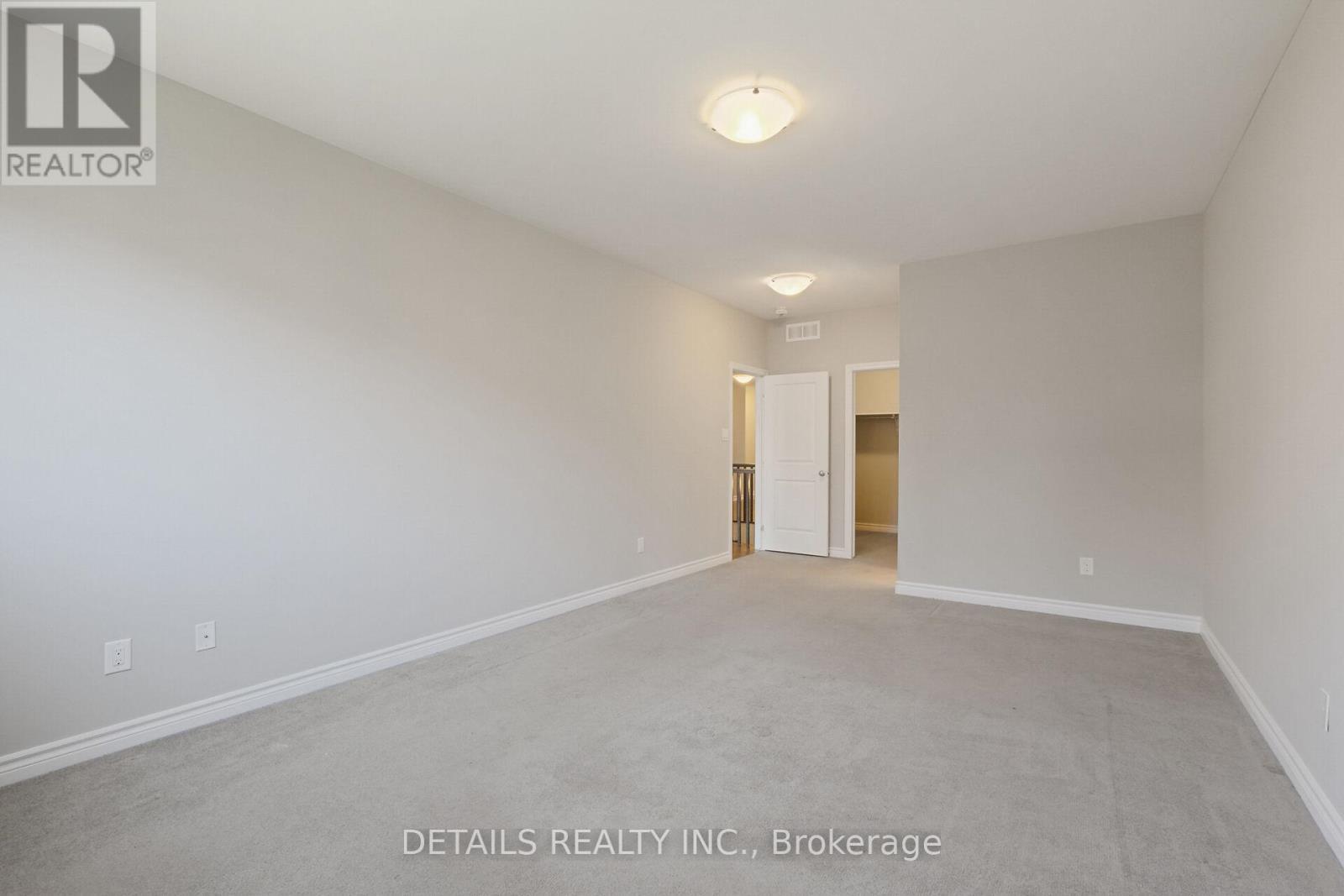 












313 GRACEWOOD CRESCENT

,
Ottawa,




Ontario
K1T0J7

